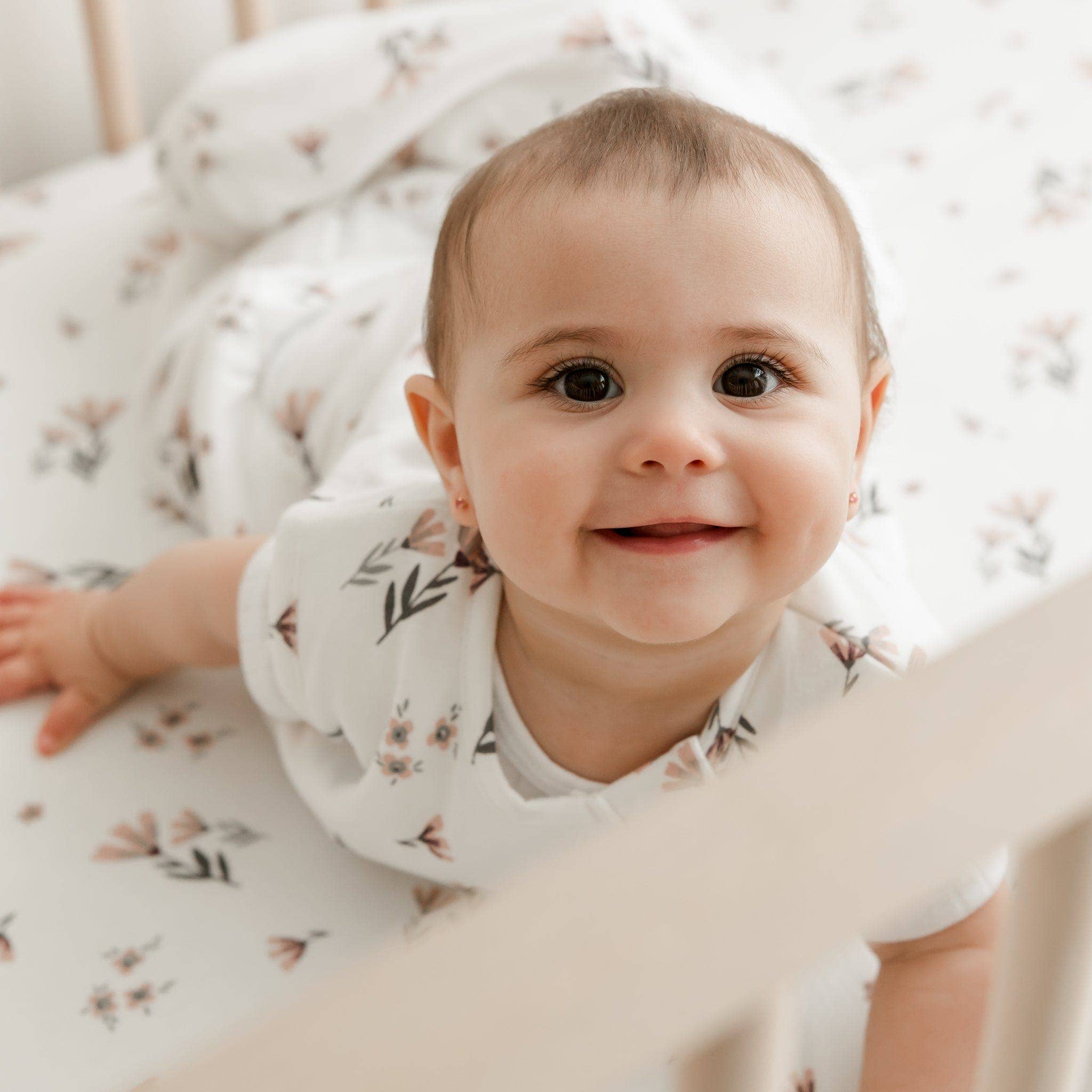 Perlimpinpin - Quilted bamboo sleep sack - Watercolor Flowers (1.0 tog)