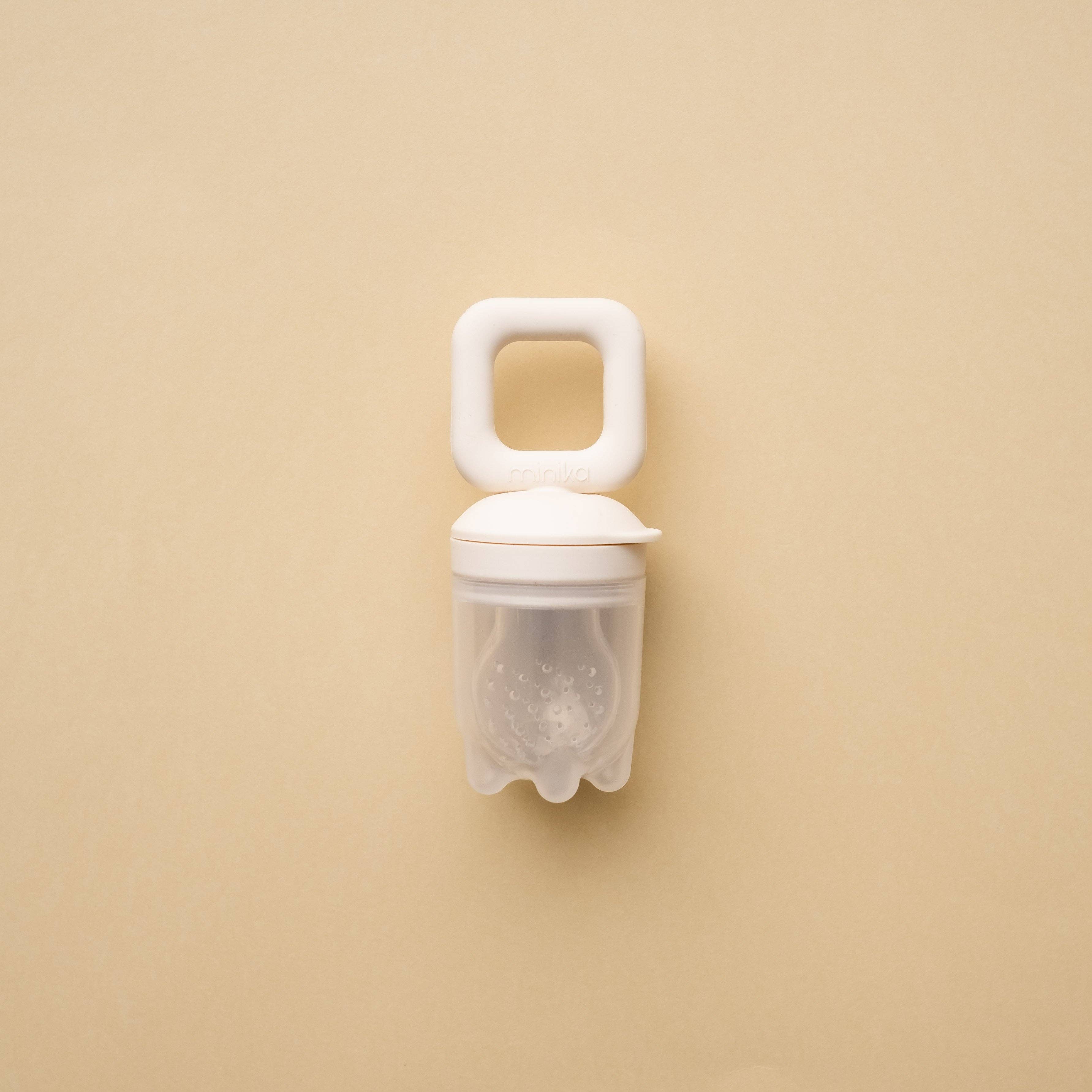 Minika - Silicone feeder teether - Shell