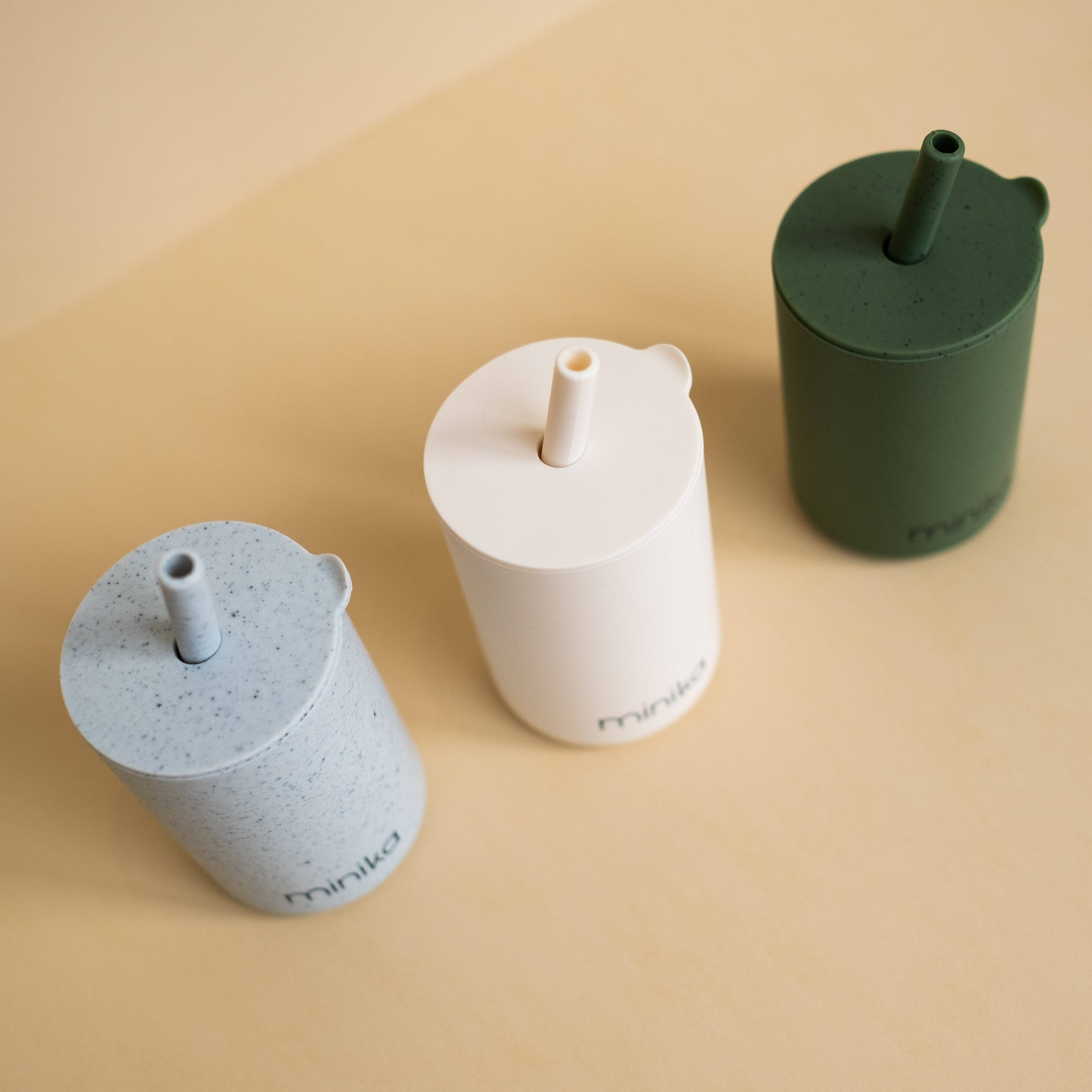 Minika - Straw cup with lid - Shell